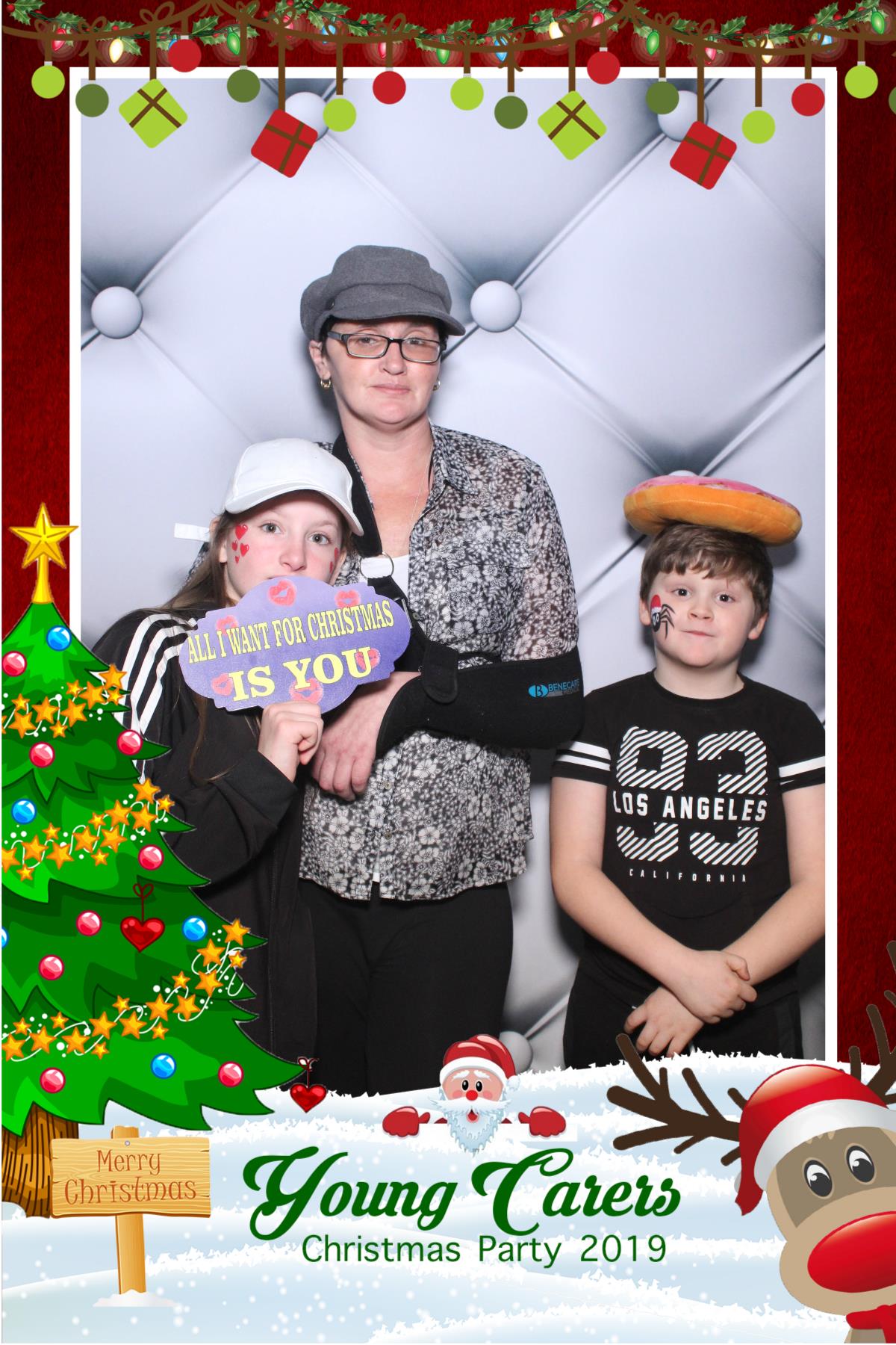 Young Carers Christmas Party   | View more photos from the event at gallery.magicimages.uk/u/MagicImages/Young-Carers-Christmas-Party